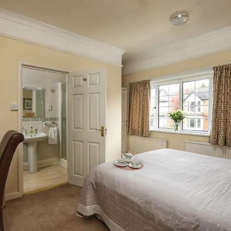 Westbourne Lodge Birmingham-3